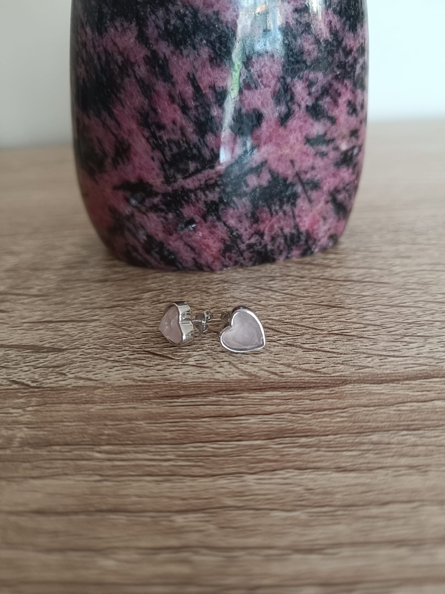 Puces d'oreilles en Quartz rose