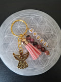 Porte clé Ange doré en Rhodonite
