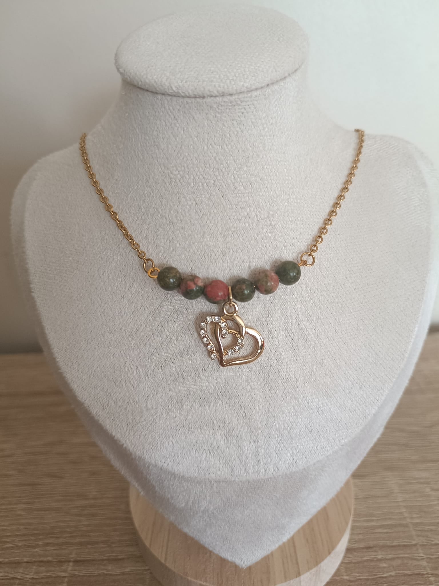 Collier en Unakite
