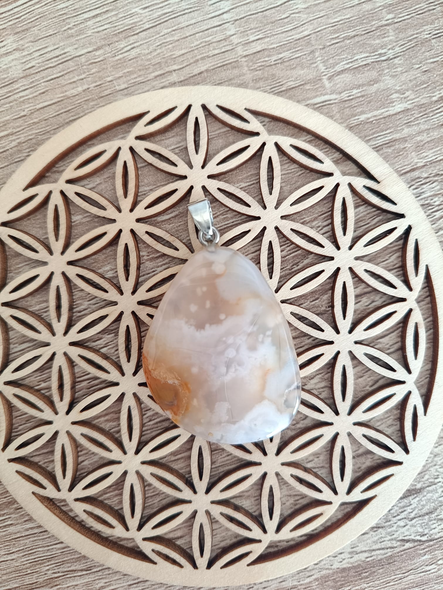 Pendentif ondulé Agate fleur de cerisier