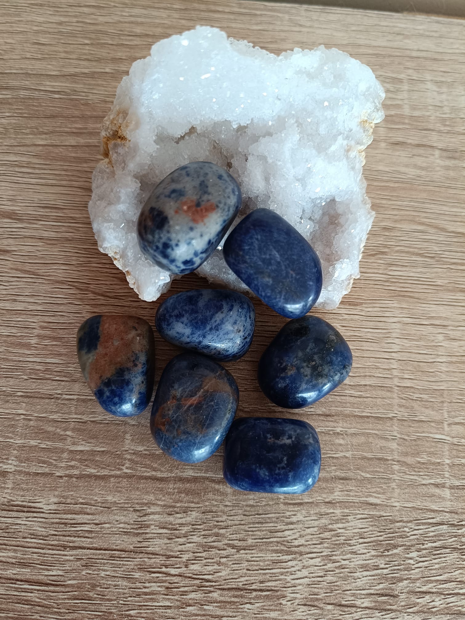 Pierre roulée en Sodalite